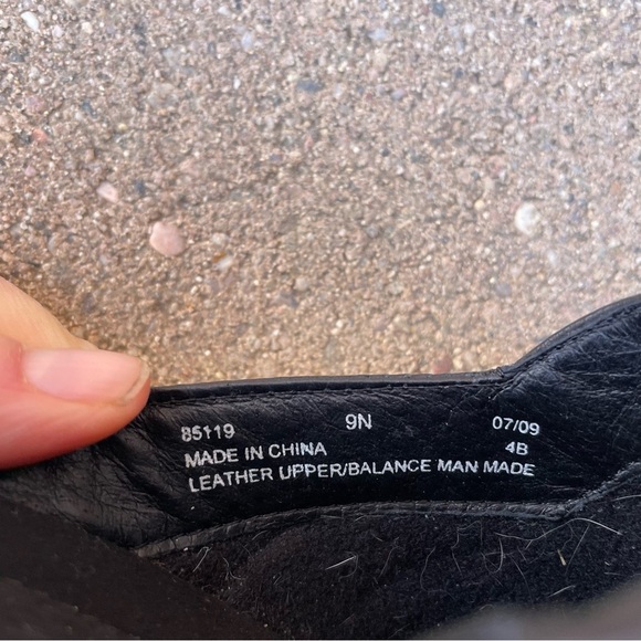 CLARKS Women’s Black Leather Artisan Slip On Lightweight Clog Size 9 Narrow - Picture 6 of 11